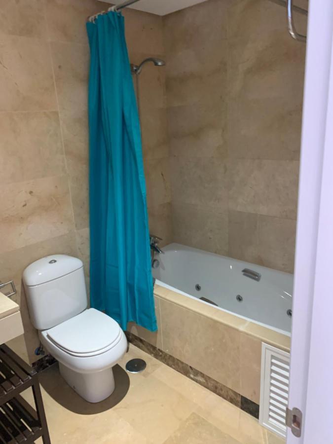 Quiet Family Apartment, 4 Pools, Close To The Beach And Golf, La Marina Alcaidesa 9 02 المظهر الخارجي الصورة