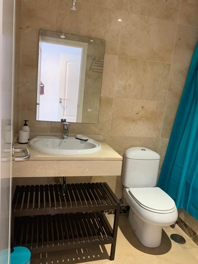 Quiet Family Apartment, 4 Pools, Close To The Beach And Golf, La Marina Alcaidesa 9 02 المظهر الخارجي الصورة