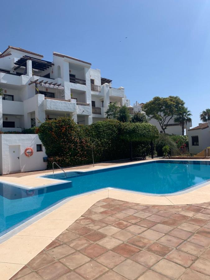 Quiet Family Apartment, 4 Pools, Close To The Beach And Golf, La Marina Alcaidesa 9 02 المظهر الخارجي الصورة