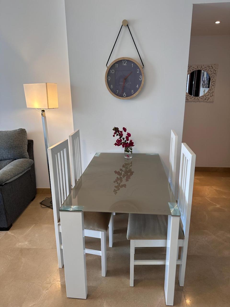 Quiet Family Apartment, 4 Pools, Close To The Beach And Golf, La Marina Alcaidesa 9 02 المظهر الخارجي الصورة