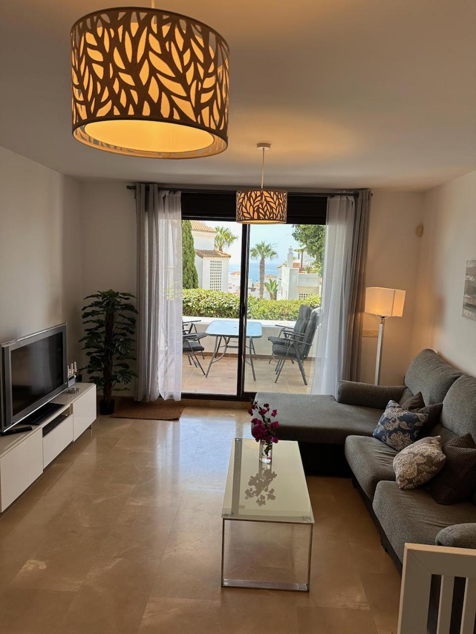 Quiet Family Apartment, 4 Pools, Close To The Beach And Golf, La Marina Alcaidesa 9 02 المظهر الخارجي الصورة